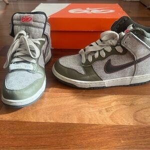 Nike High-Top 6.0 Dunks. HARDLY WORN! Limited edition color wave!